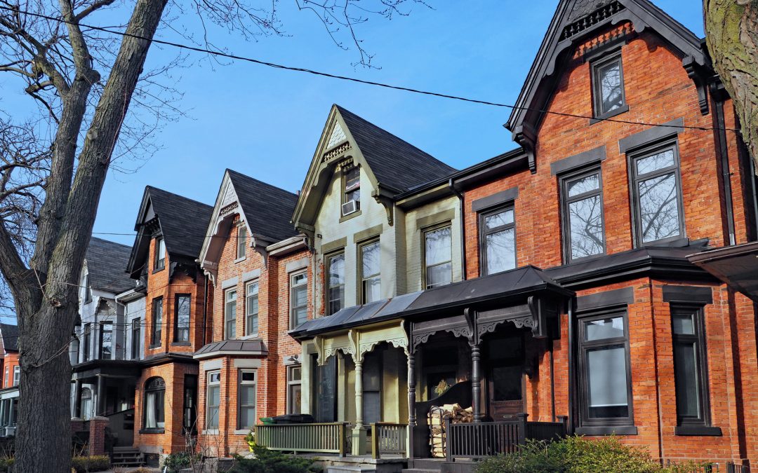 10 Expert Tips: Choosing Paint Colours for Toronto Homes